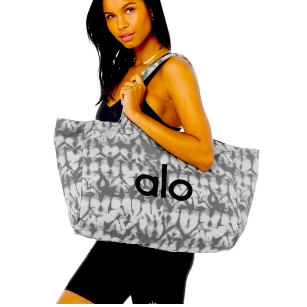 Alo Grey Tiedye bag NWT tote gym shopper